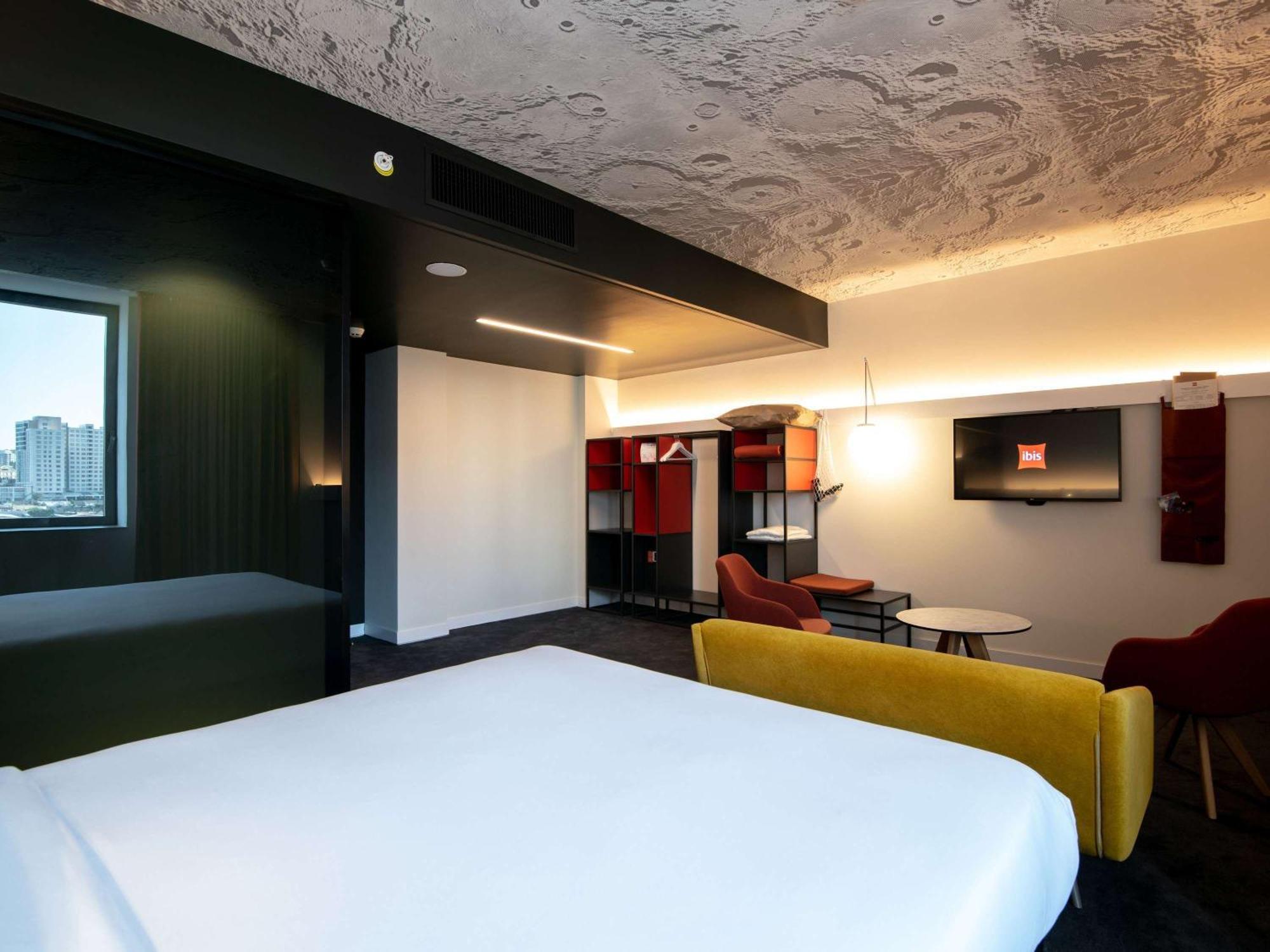 Ibis Baku City Buitenkant foto